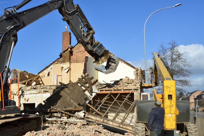 House Demolition Service in South Houston, TX